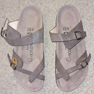 Birkenstock Mayari style sandles size 40